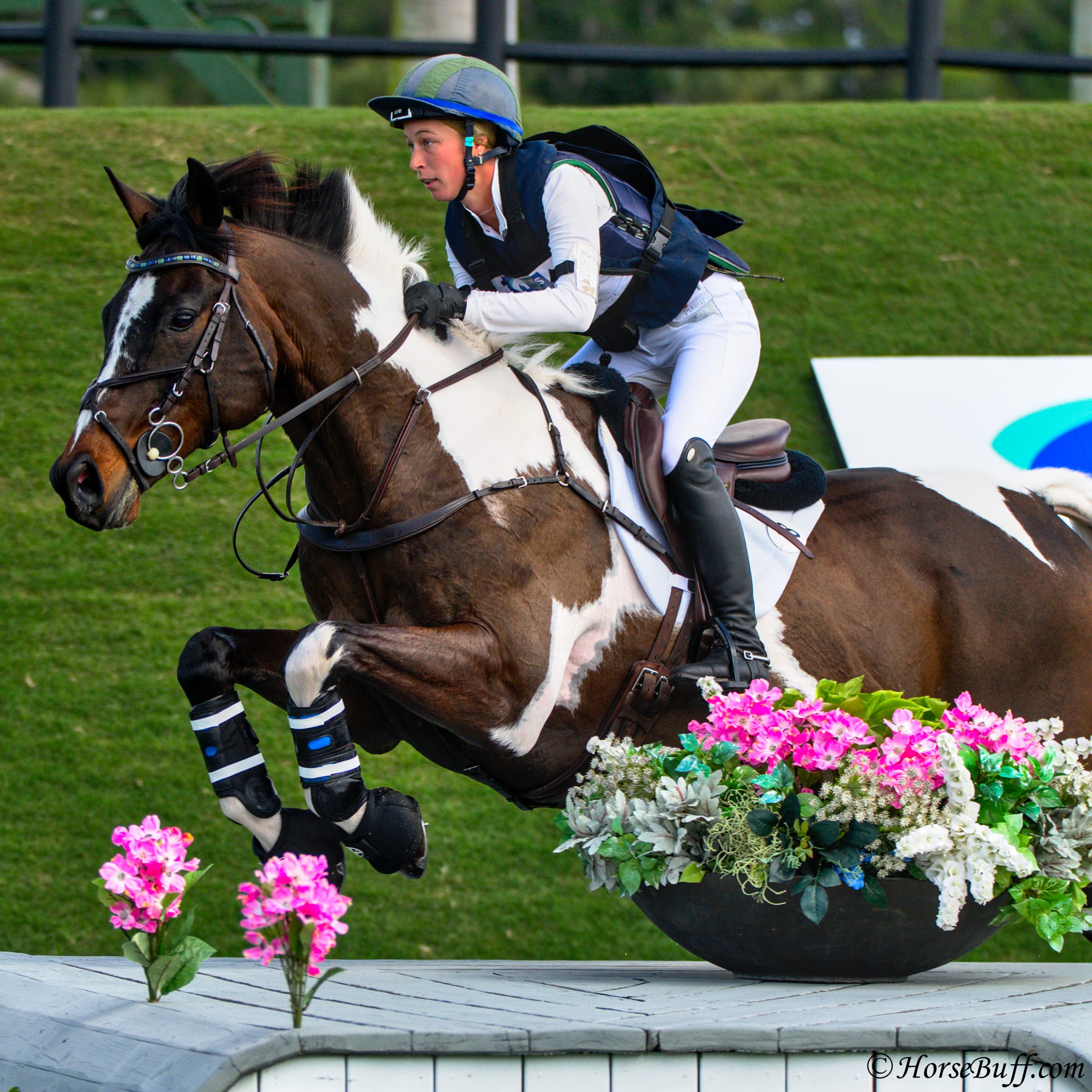 Cornelia Dorr riding Sir Patico MH