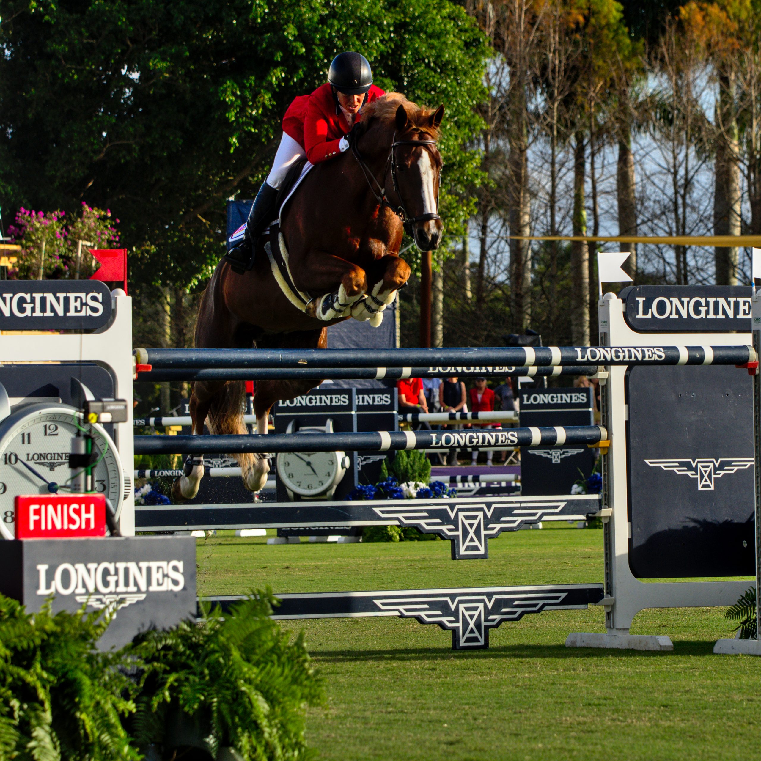 Darry Lou & Beezie Madden entering ring for final jump off in Nations Cup