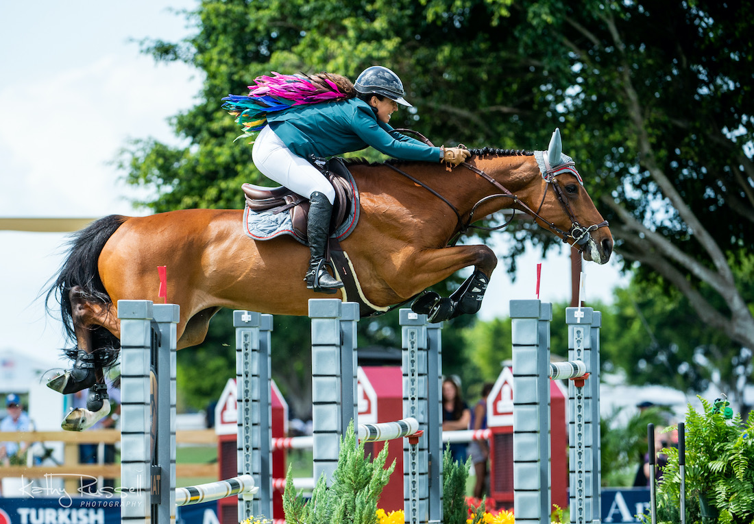 Dani G. Waldman (ISR) and Queensland E took home the win in the $300,000 CSI5* CP Palm Beach Masters Final. 