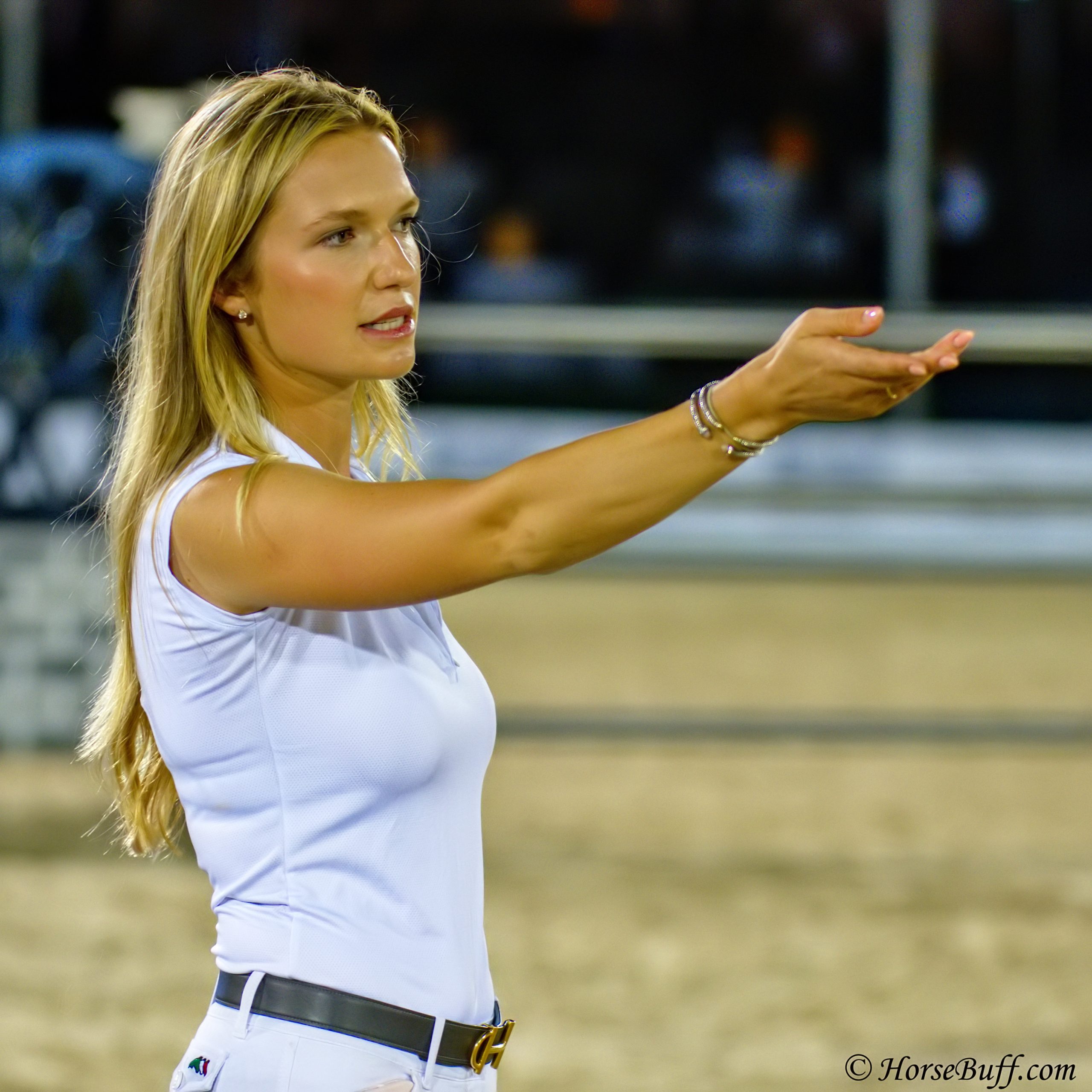 The lovely Lillie Keenan @lillieckeenan walking the course at the $50,000 Palm Beach Equine Clinic National Grand Prix at The Winter Equestrian Festival in Wellington FL. @wellingtoninternational_wef Photo © HorseBuff.com