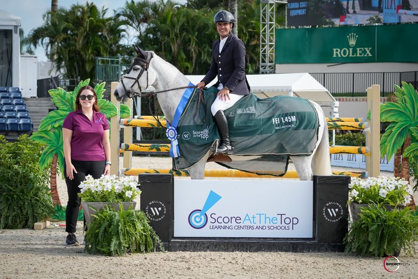 Rodrigo Pessoa & Lord Lucio presented as winners by Alaina Fasig in the $39,000 Score at the Top 1.45m © Sportfot